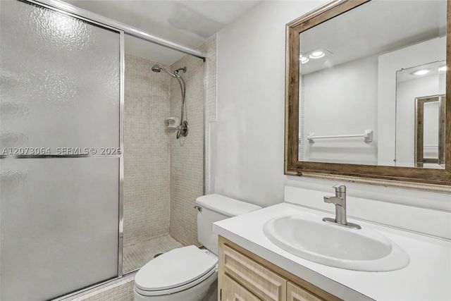 3090 N Course Dr 709, Pompano Beach, FL 33069