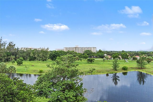 3090 N Course Dr 709, Pompano Beach, FL 33069