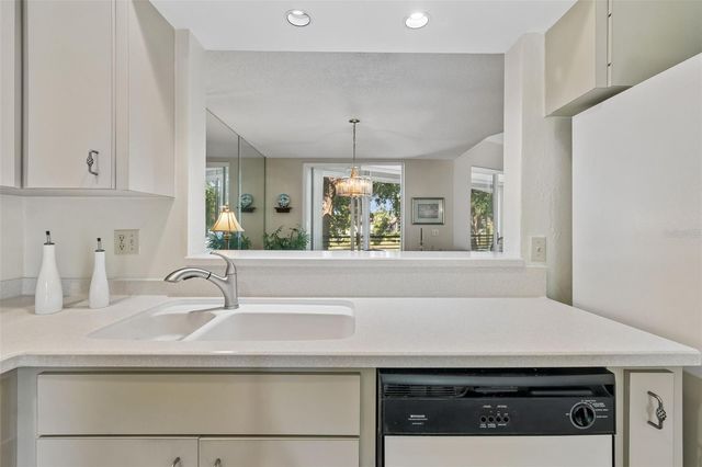 6101 34TH STREET W 10H, Bradenton, FL 34210