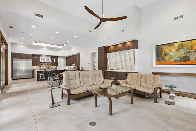 548 Oak Grove Lane, Coppell, TX 75019