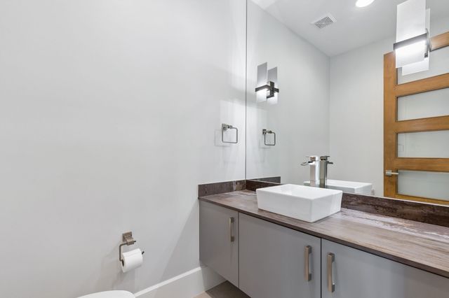 548 Oak Grove Lane, Coppell, TX 75019