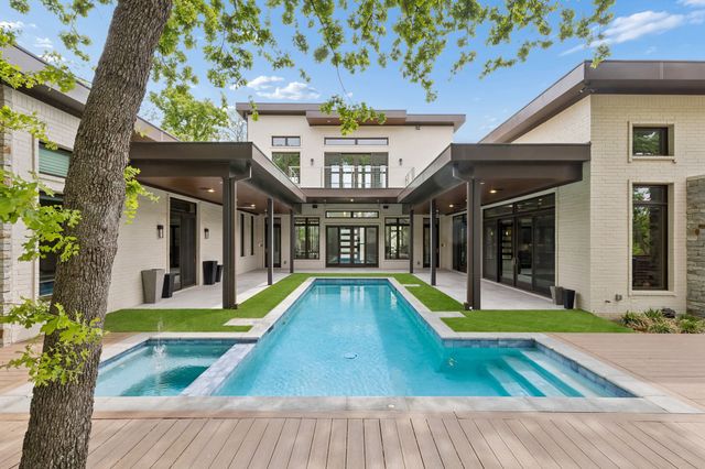 548 Oak Grove Lane, Coppell, TX 75019