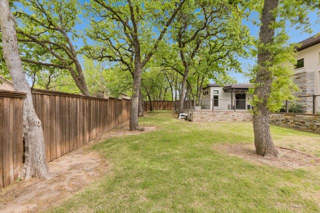 548 Oak Grove Lane, Coppell, TX 75019