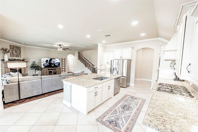 2724 Driftwood Creek Trail, Celina, TX 75078