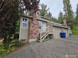 18713 67th Place NE, Kenmore, WA 98028