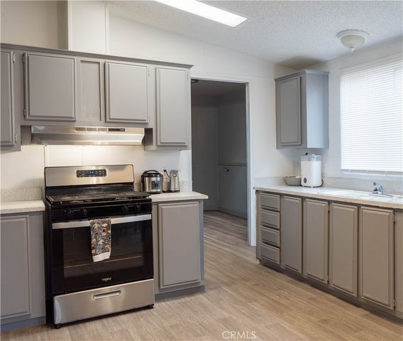 80 E Dawes 97, Perris, CA 92571