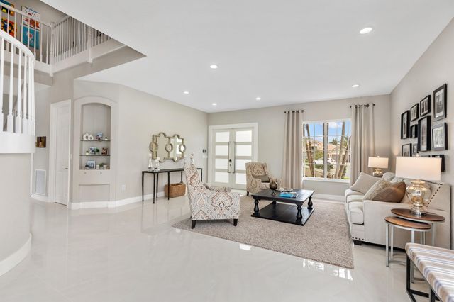 19132 Streamside Court, Boca Raton, FL 33498