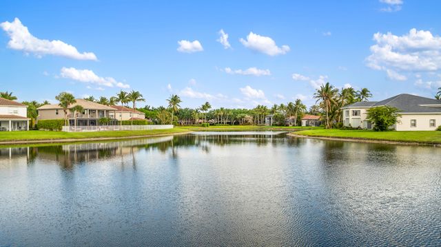 19132 Streamside Court, Boca Raton, FL 33498