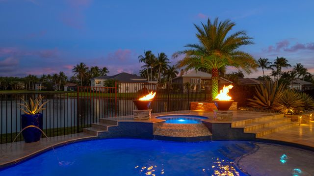 19132 Streamside Court, Boca Raton, FL 33498