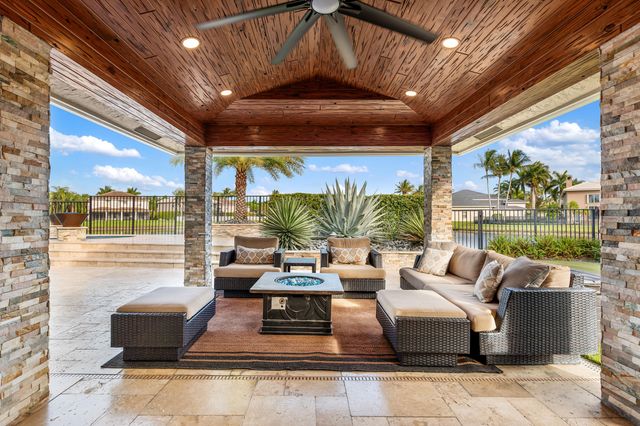 19132 Streamside Court, Boca Raton, FL 33498