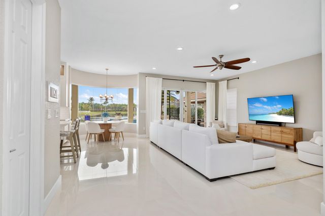 19132 Streamside Court, Boca Raton, FL 33498