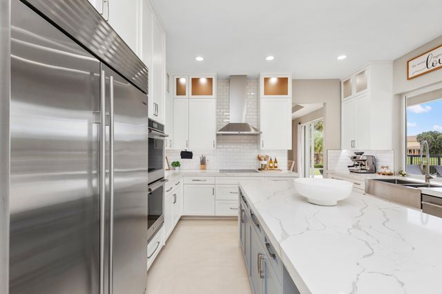 19132 Streamside Court, Boca Raton, FL 33498