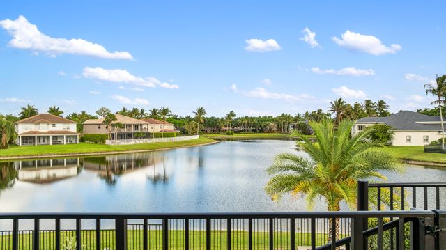 19132 Streamside Court, Boca Raton, FL 33498