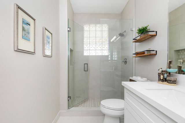 19132 Streamside Court, Boca Raton, FL 33498