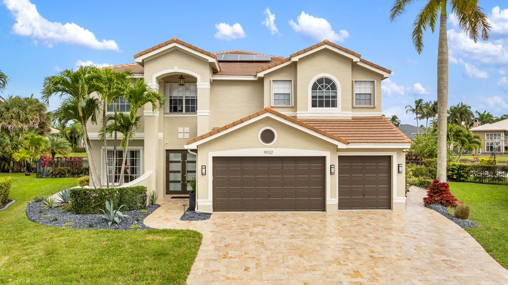 19132 Streamside Court, Boca Raton, FL 33498