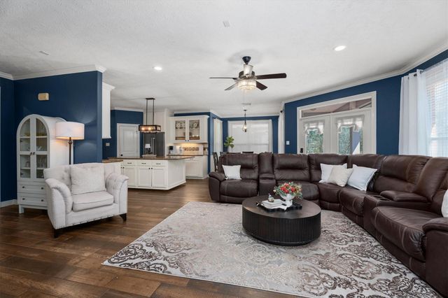 2261 Teas Crossing Drive, Conroe, TX 77304