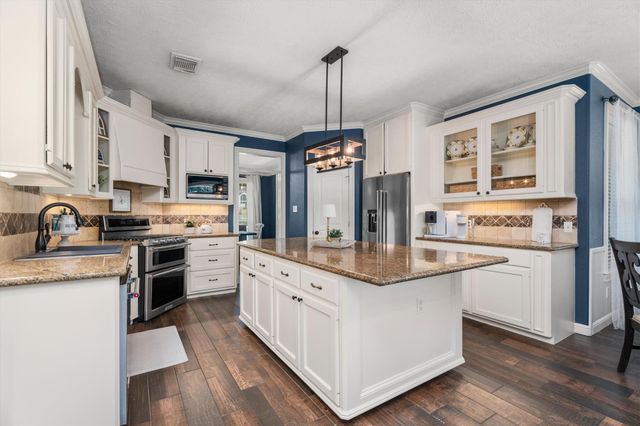 2261 Teas Crossing Drive, Conroe, TX 77304