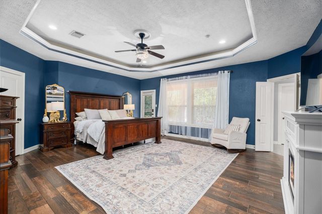 2261 Teas Crossing Drive, Conroe, TX 77304