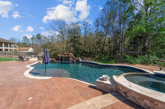 2261 Teas Crossing Drive, Conroe, TX 77304