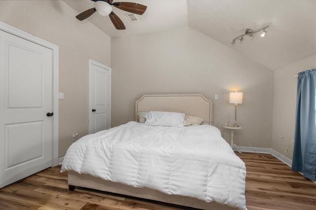 2261 Teas Crossing Drive, Conroe, TX 77304