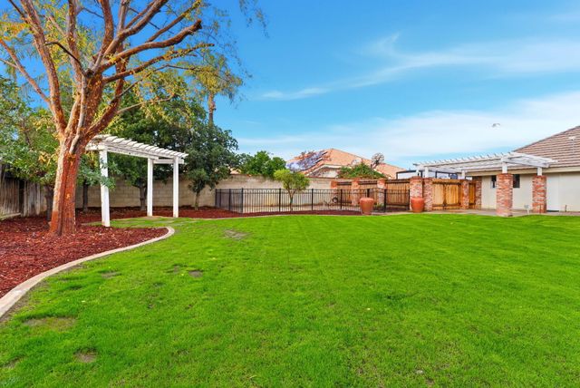 13201 Meacham, Bakersfield, CA 93314