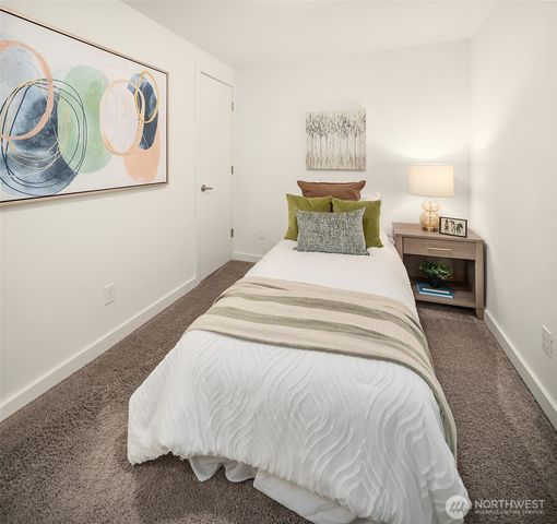 5702 239th Place SW, Mountlake Terrace, WA 98043