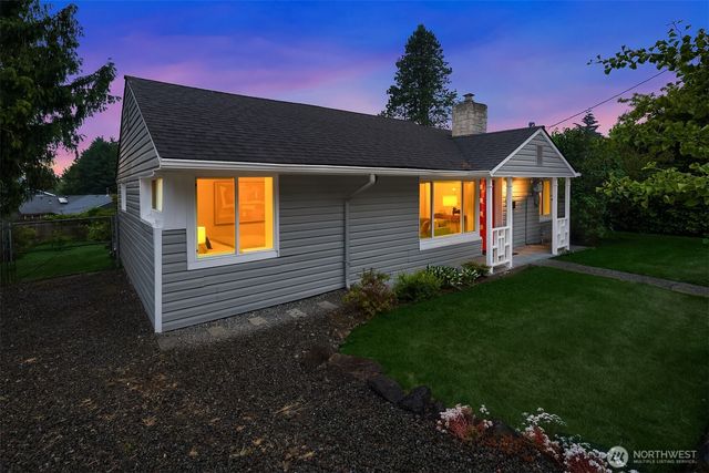 5702 239th Place SW, Mountlake Terrace, WA 98043