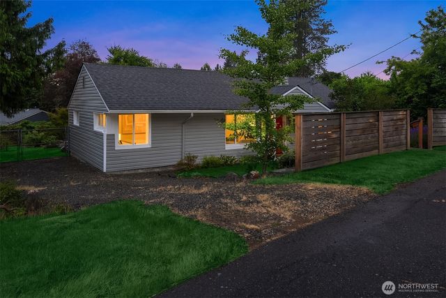 5702 239th Place SW, Mountlake Terrace, WA 98043