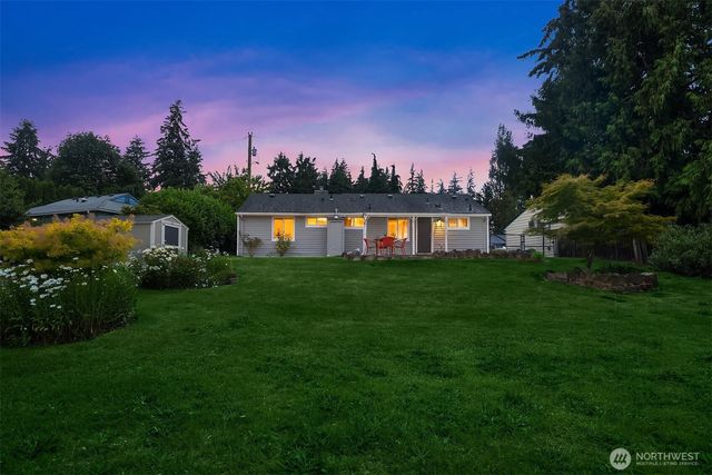 5702 239th Place SW, Mountlake Terrace, WA 98043