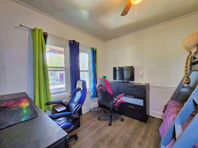 3715 Clinton Avenue, Berwyn, IL 60402