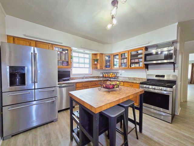 3715 Clinton Avenue, Berwyn, IL 60402