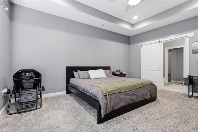 2705 Chasehire Drive, Lawrence, KS 66046