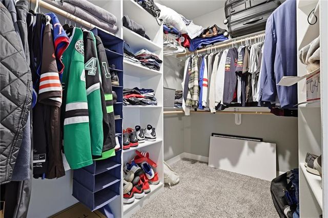 2705 Chasehire Drive, Lawrence, KS 66046