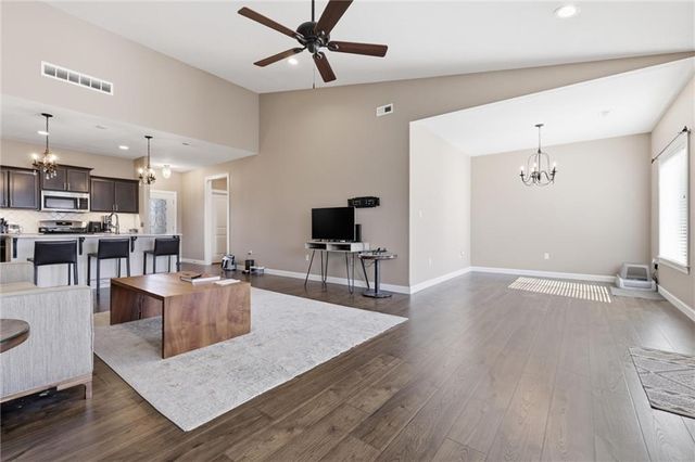 2705 Chasehire Drive, Lawrence, KS 66046