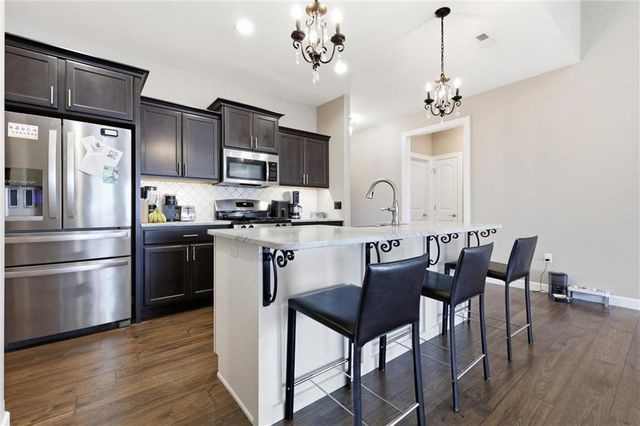 2705 Chasehire Drive, Lawrence, KS 66046