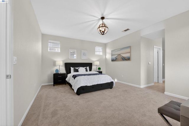 1005 S Fowler Ln, Mountain House, CA 95391