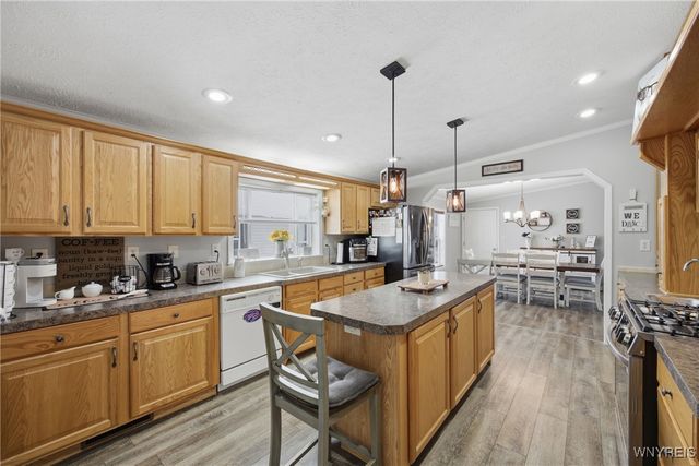 5455 Southwestern Boulevard 21, Hamburg, NY 14075