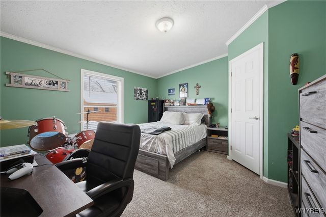 5455 Southwestern Boulevard 21, Hamburg, NY 14075