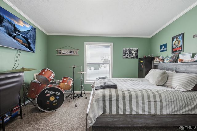 5455 Southwestern Boulevard 21, Hamburg, NY 14075