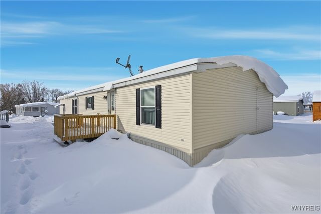 5455 Southwestern Boulevard 21, Hamburg, NY 14075