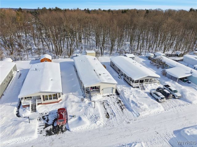 5455 Southwestern Boulevard 21, Hamburg, NY 14075