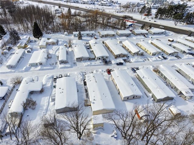 5455 Southwestern Boulevard 21, Hamburg, NY 14075