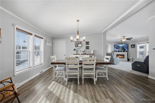 5455 Southwestern Boulevard 21, Hamburg, NY 14075