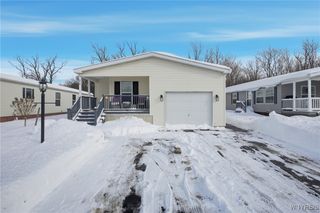 5455 Southwestern Boulevard 21, Hamburg, NY 14075