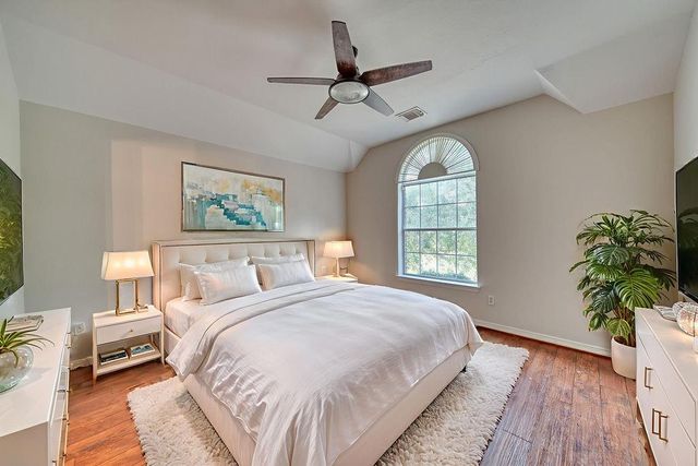 9606 Oakland Lake Way, Missouri City, TX 77459