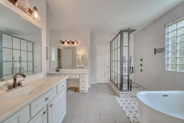 9606 Oakland Lake Way, Missouri City, TX 77459