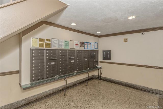 105-38 63rd Drive 1N, Forest Hills, NY 11375