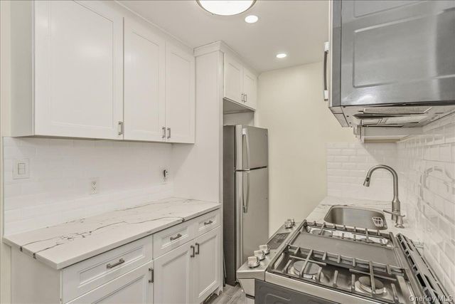 105-38 63rd Drive 1N, Forest Hills, NY 11375