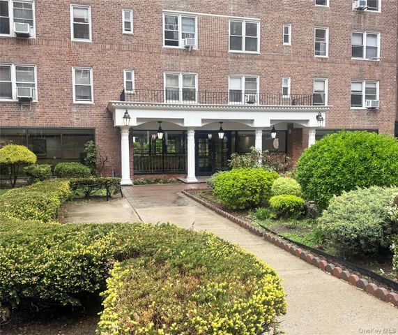 105-38 63rd Drive 1N, Forest Hills, NY 11375