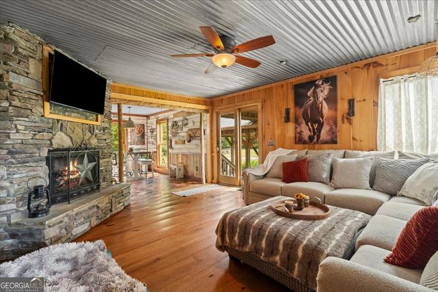 2388 River Bend Road SW, Plainville, GA 30733